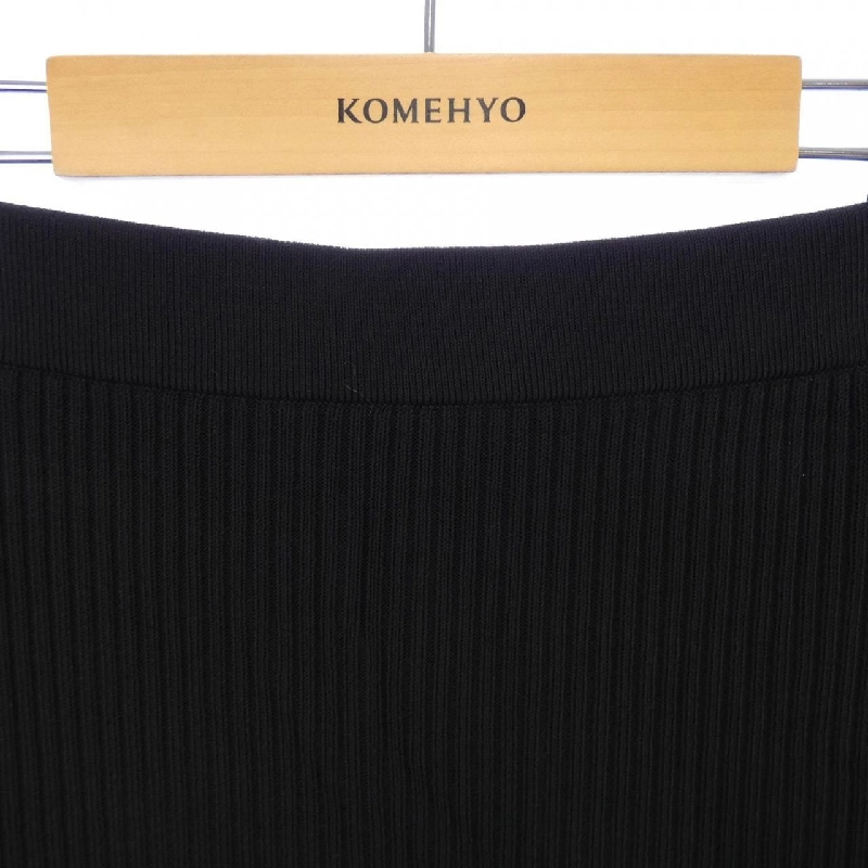 Chân váy Chaos - Hàng hiệu Authentic 813931