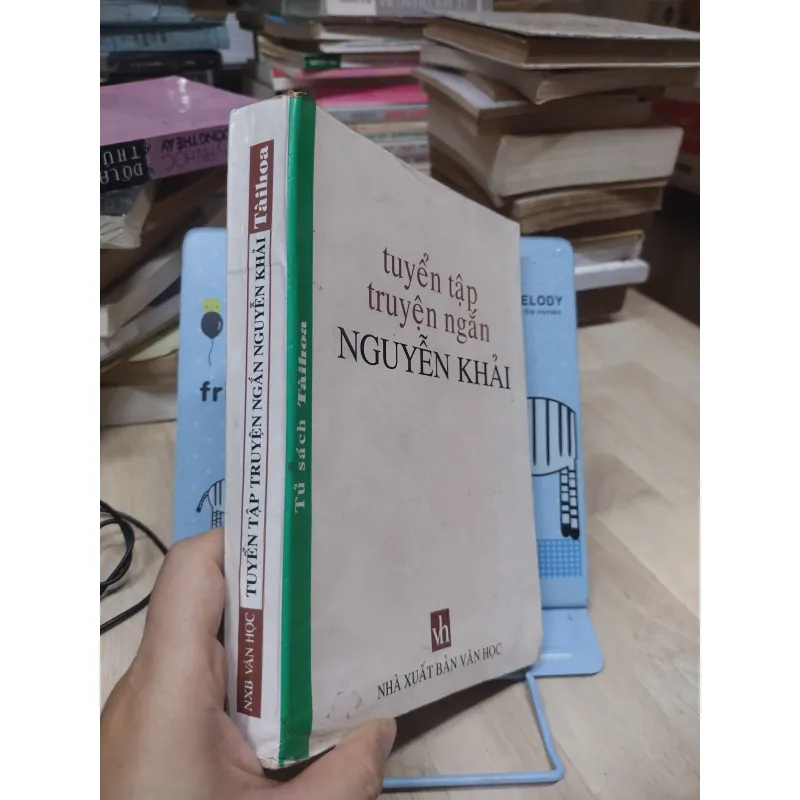 Sách: Tuyển tập truyện ngắn Nguyễn Khải - A1 933511