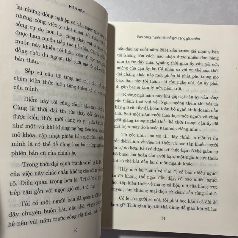 Bạn càng mạnh mẽ thế giới càng yếu mềm 791662