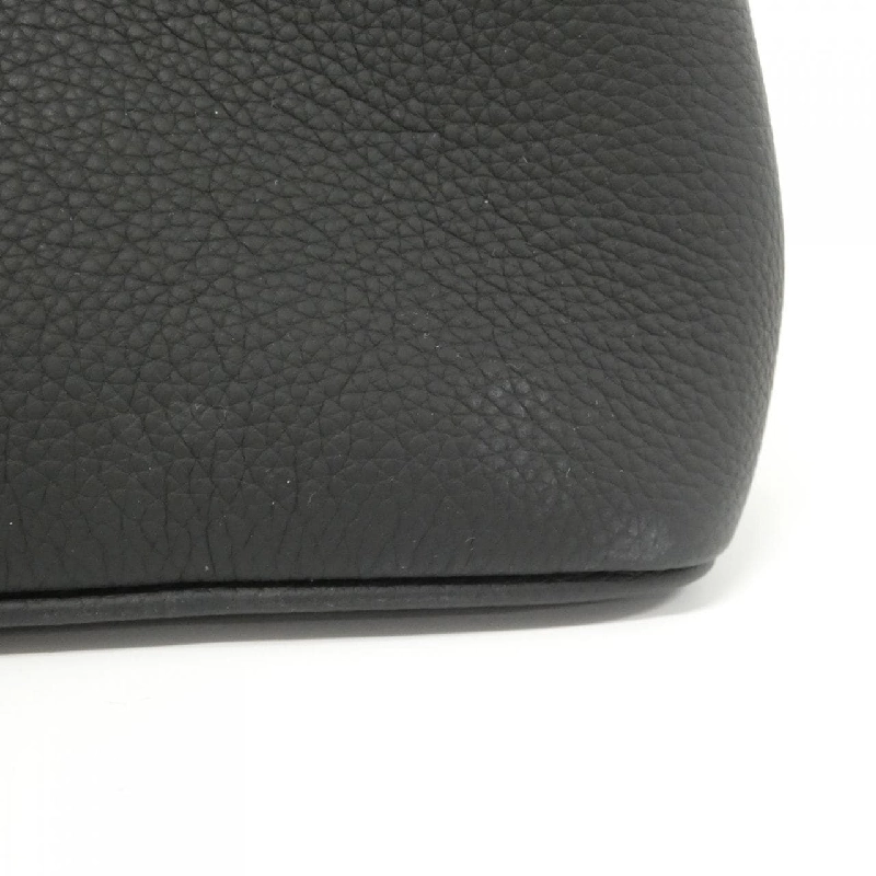 Túi Louis Vuitton Capucines Souple GM M24880 618257