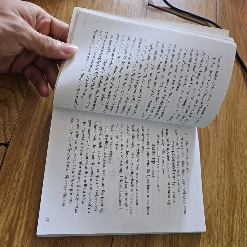 Clarice Bean Spells Trouble
 739562