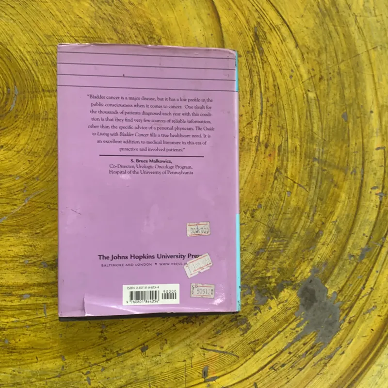 THE GUIDE TO LIVING WITH BLADDER CANCER 1022727