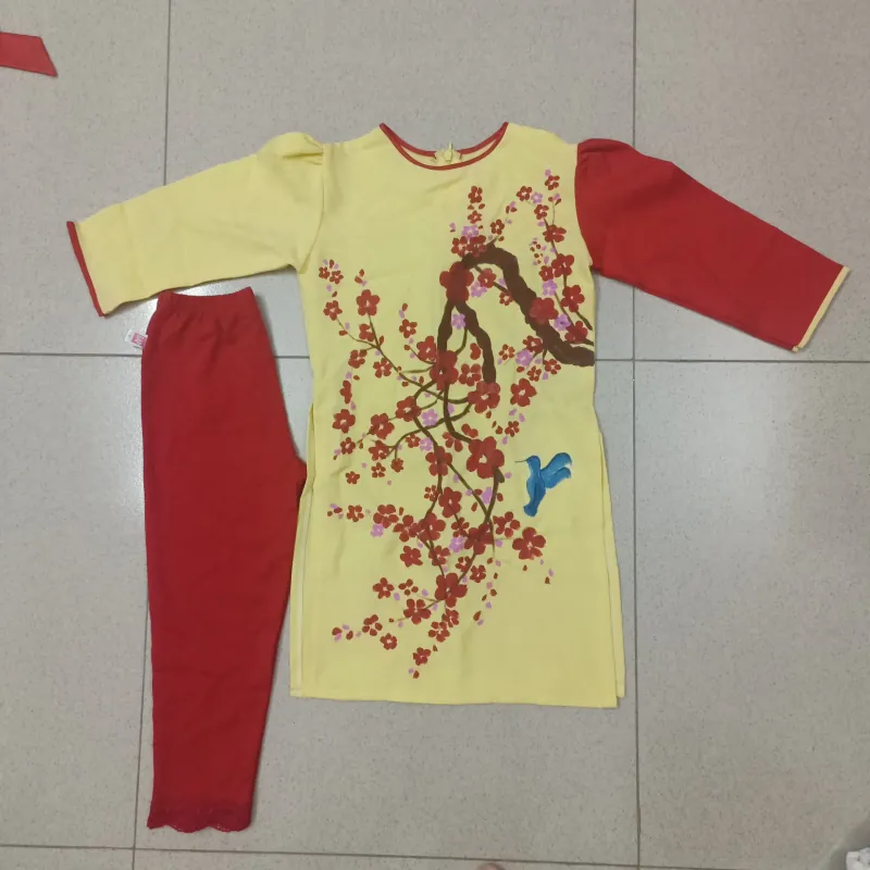 Áo dài Tết cho bé 4 tuổi. Hàng shop thiết kế 784846