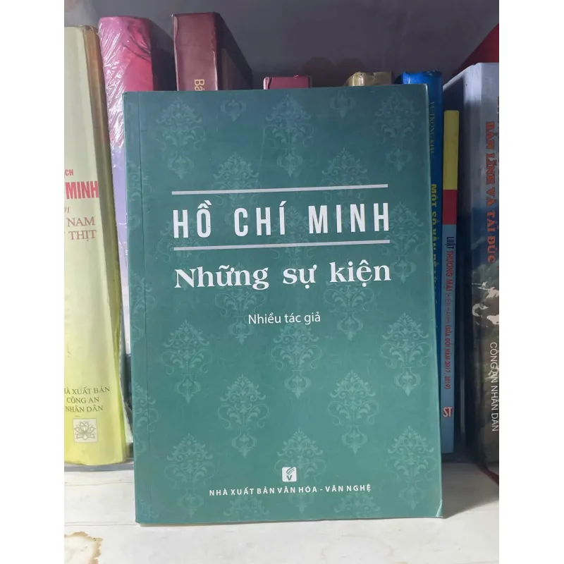 SÁCH HỒ CHÍ MINH - NHỮNG SỰ KIỆN 713109
