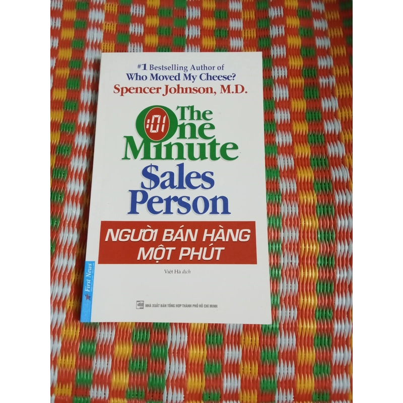 Người Bán Hàng 1 Phút. 528332