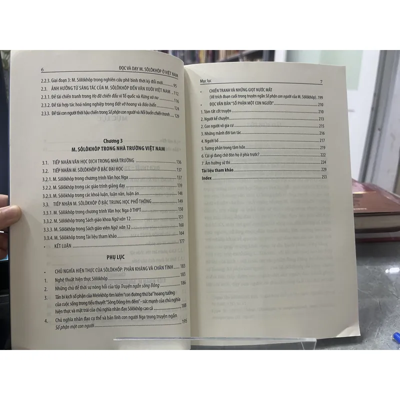 ĐỌC VÀ DẠY M. SÔLÔKHÔP Ở VIỆT NAM - TẠ HOÀNG MINH 731157