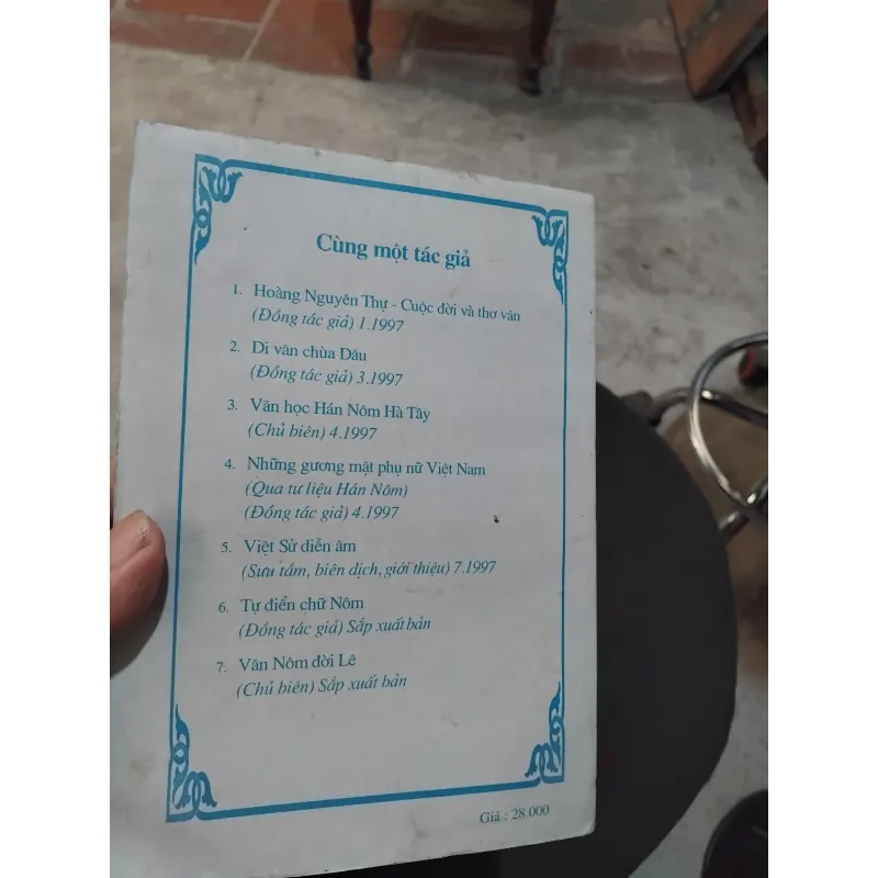 Việt sử diễn âm 1020456