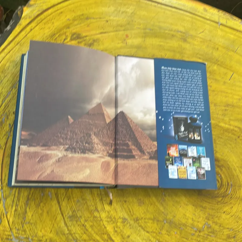 MUÔN KIẾP NHÂN SINH TẬP 1 bìa cứng khổ to - NGUYÊN PHONG 777909