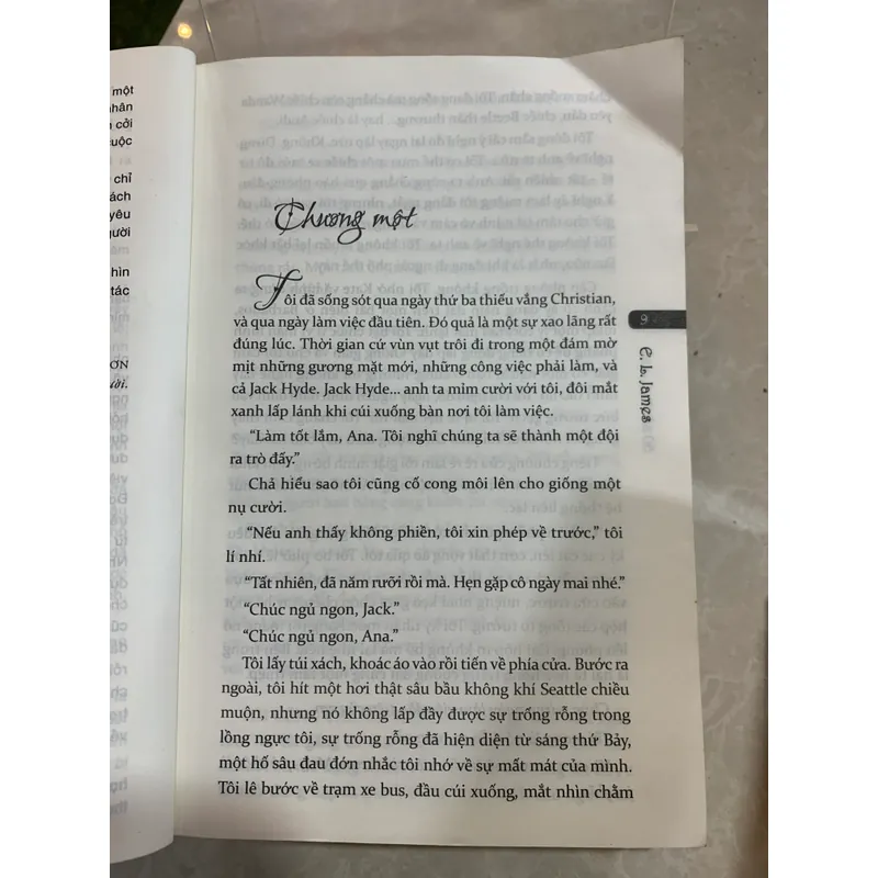 50 SẮC THÁI: ĐEN - E. L. JAMES 589573