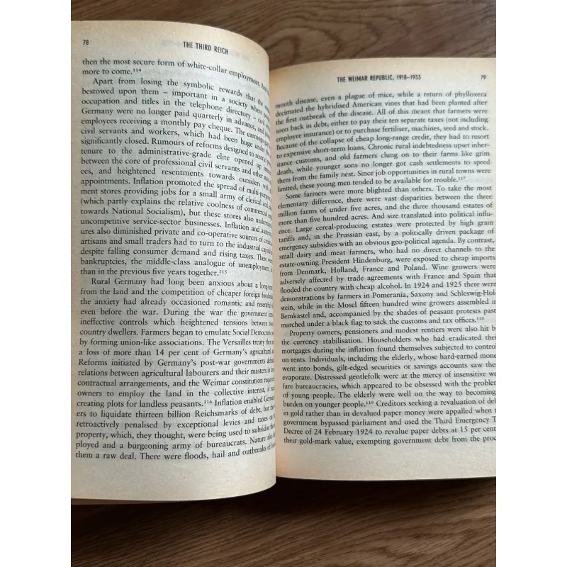 The Third Reich: A New History - Michael Burleigh 787547