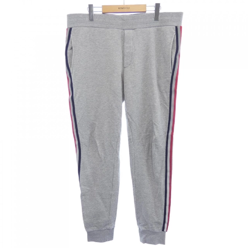 MONCLER F20918H71700 Quần - Hàng hiệu Chính hãng 883974