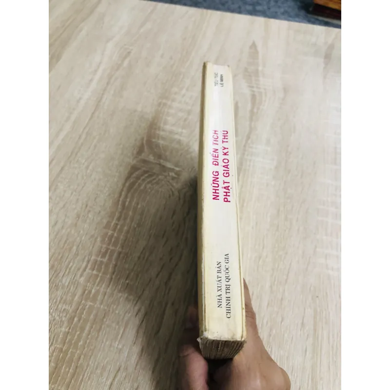 NHỮNG ĐIỂN TÍCH PHẬT GIÁO KỲ THÚ 970484