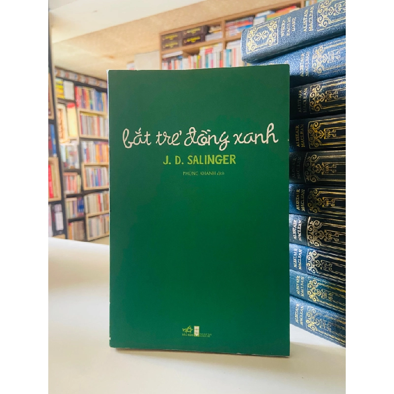 Bắt trẻ đồng xanh - J.D. Salinger STB14 Văn học 534704