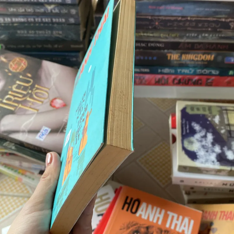 Người bên này Trời bên ấy Hồ Anh Thái  727960