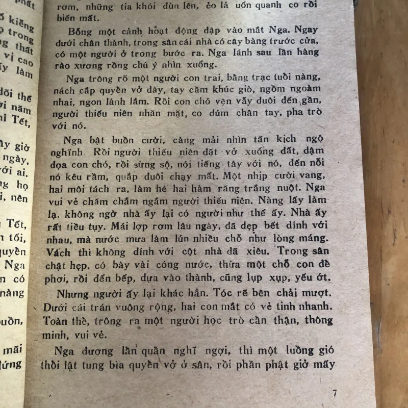 Lá ngọc cành vàng-Nguyễn Công Hoan 1000600