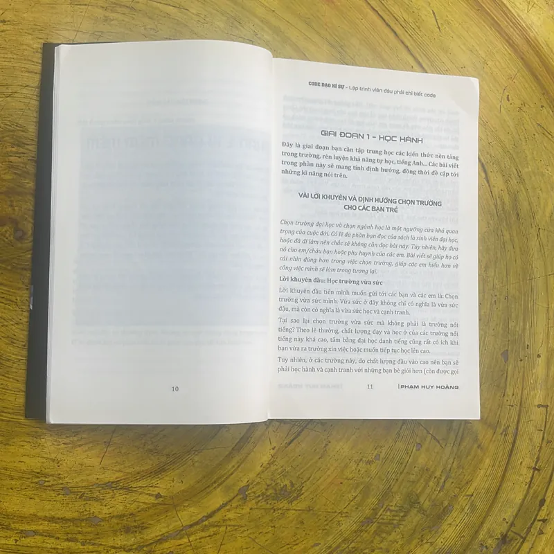 CODE DẠO KÍ SỰ- LẬP TRÌNH VIÊN ĐÂU PHẢI CHỈ BIẾT CODE- PHẠM HUY HOÀNG 699416