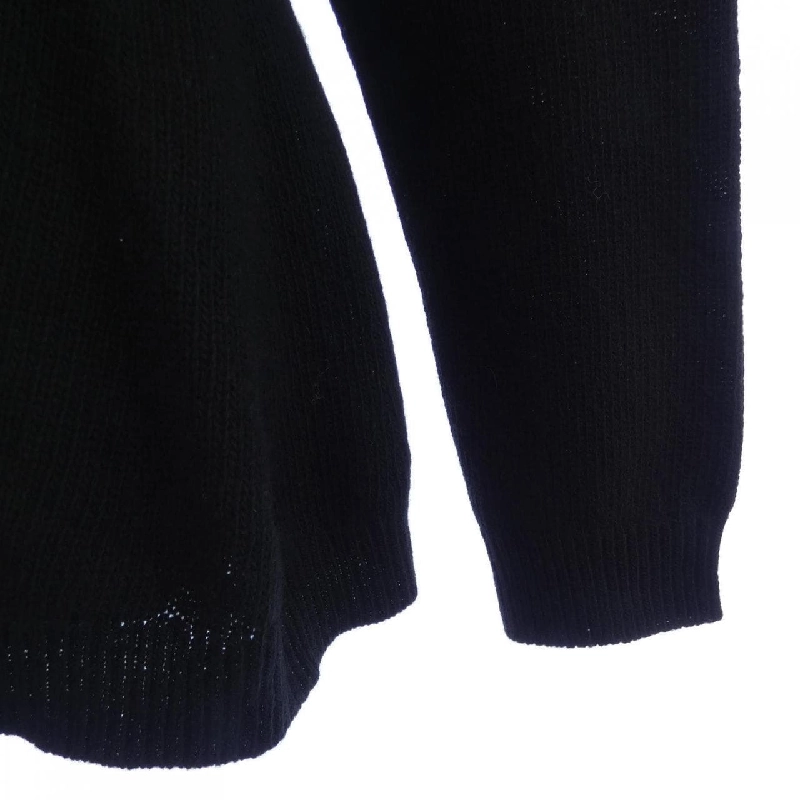 Áo len VALENTINO UB0KC19B61P 628635