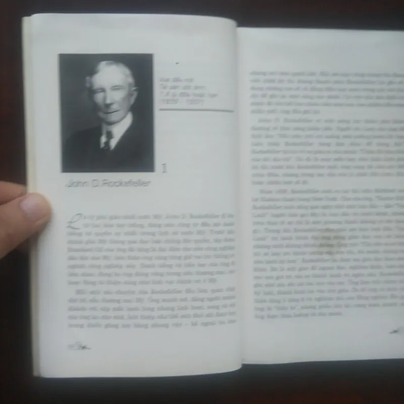 [Sách Doanh Nhân] 100 Nhân Vật Giàu Nhất Nước Mỹ (Michael Klepper & Robert Gunther) 977934