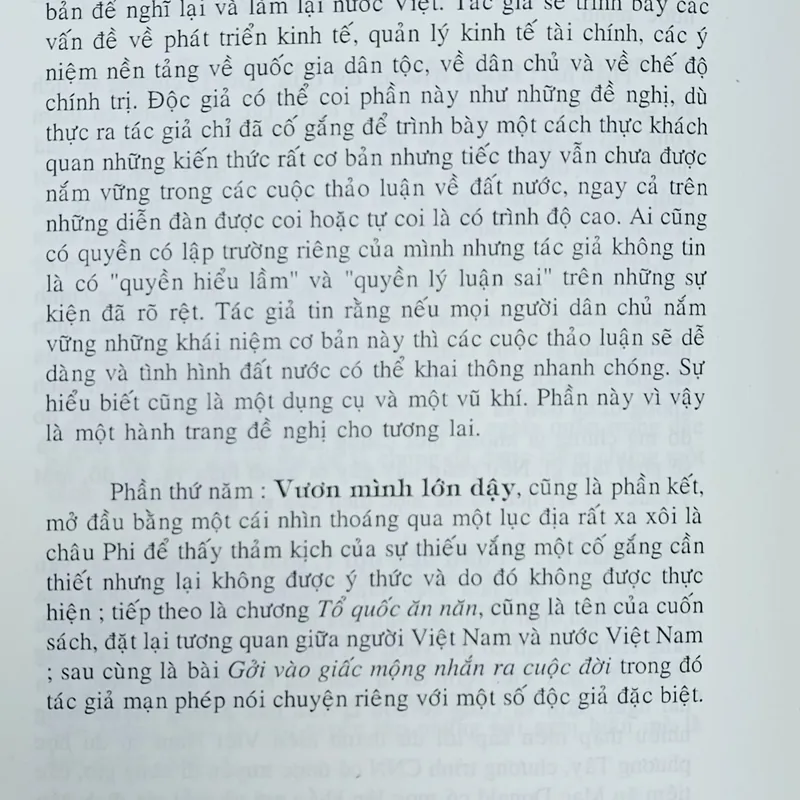 Tổ quốc ăn năn (Nguyễn Gia Kiểng) 574265