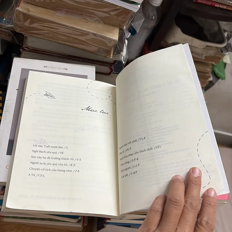 II Văn Học: Tuổi Trẻ Là Chuyến Tàu Một Chiều Mang Thương Nhớ - Bát Nguyệt Trường An - 2020 695742