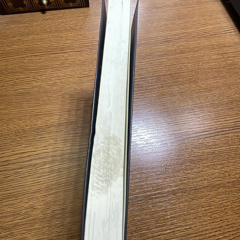 Tiền bẩn Kelly Richmond Pope Kinh tế 407867
