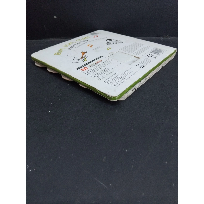 Sách âm thanh Bùm, bùm, chát ! Ban nhạc hát mới 70% bẩn bìa, ố, tróc bìa, tróc gáy, bìa cứng HCM2410 Wee Gallery MẸ VÀ BÉ 923012