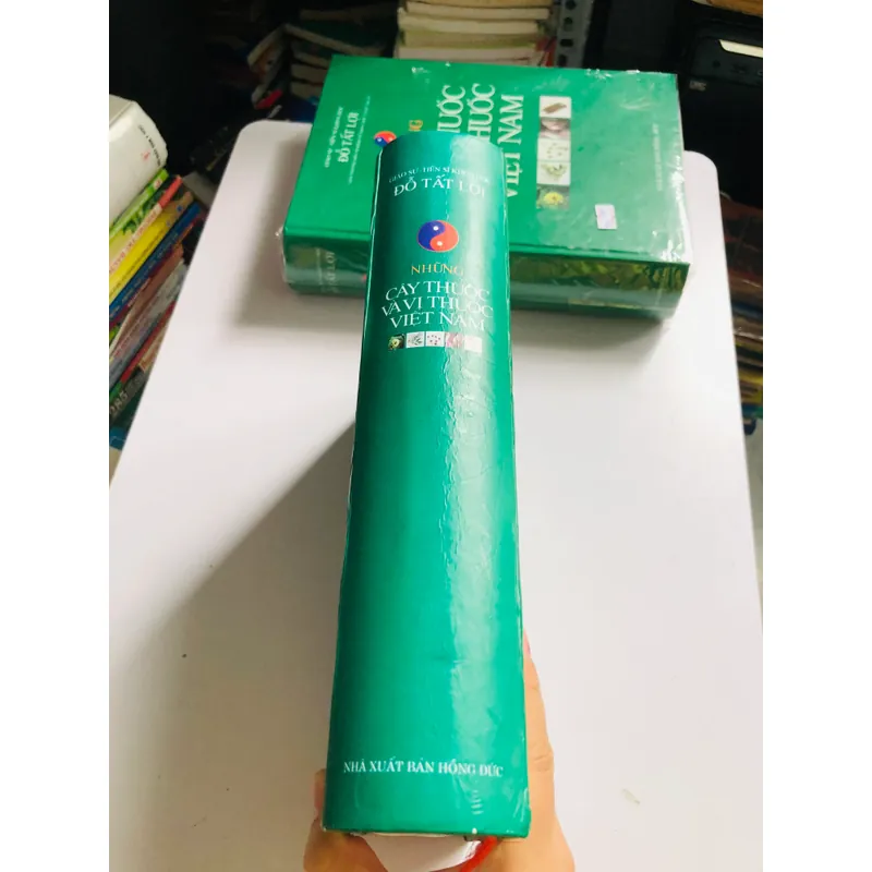 2. 📚 NHỮNG CÂY THUỐC VÀ VỊ THUỐC VIỆT NAM – Đỗ Tất Lợi Bìa cứng, khổ to, 1.272 trang 557999