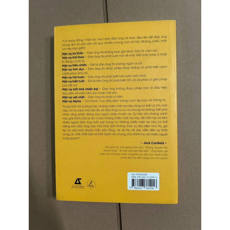 Mặt nạ nam tính 476371