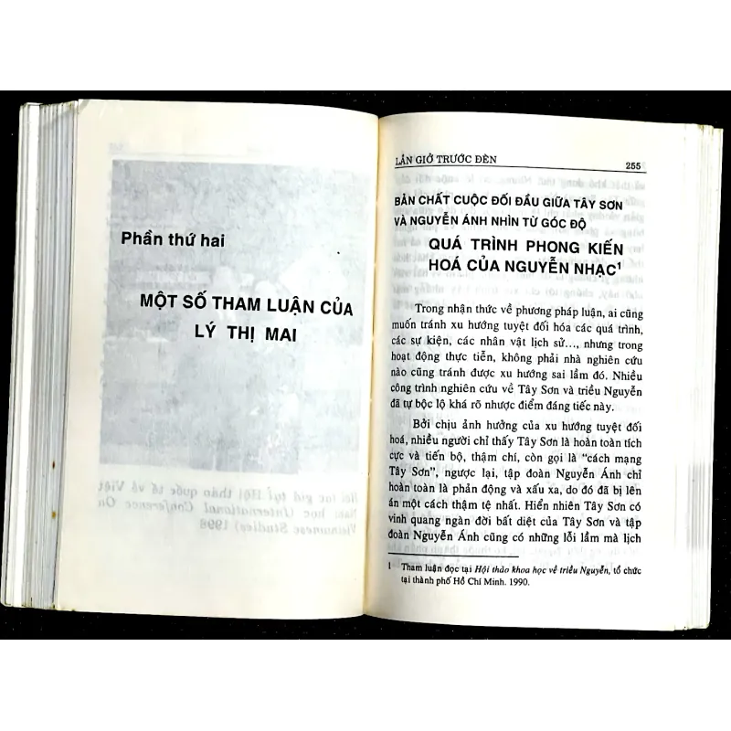 LẦN GIỞ TRƯỚC ĐÈN -  Tham luận nhiều vấn đề về lịch sử Việt Nam 1010516