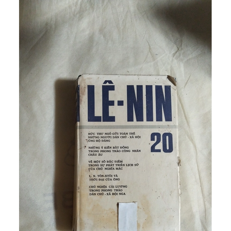 Sách tổng hợp 506580