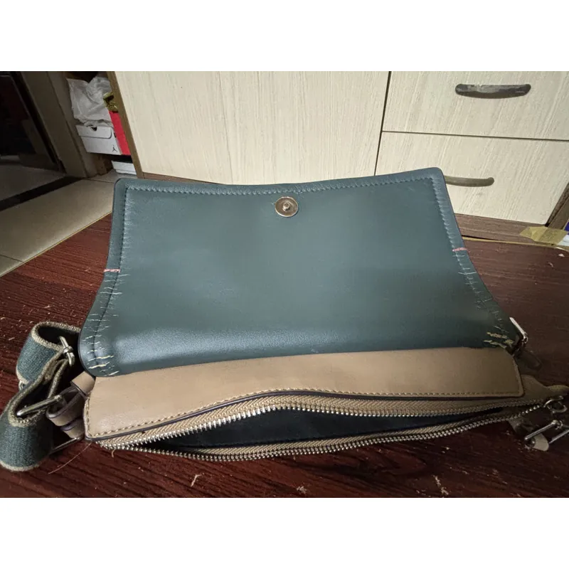 Tặng túi xách 606582