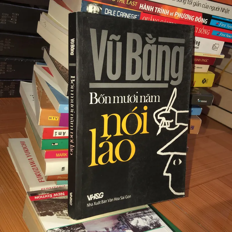 Bốn mươi năm nói láo - Vũ Bằng 558622