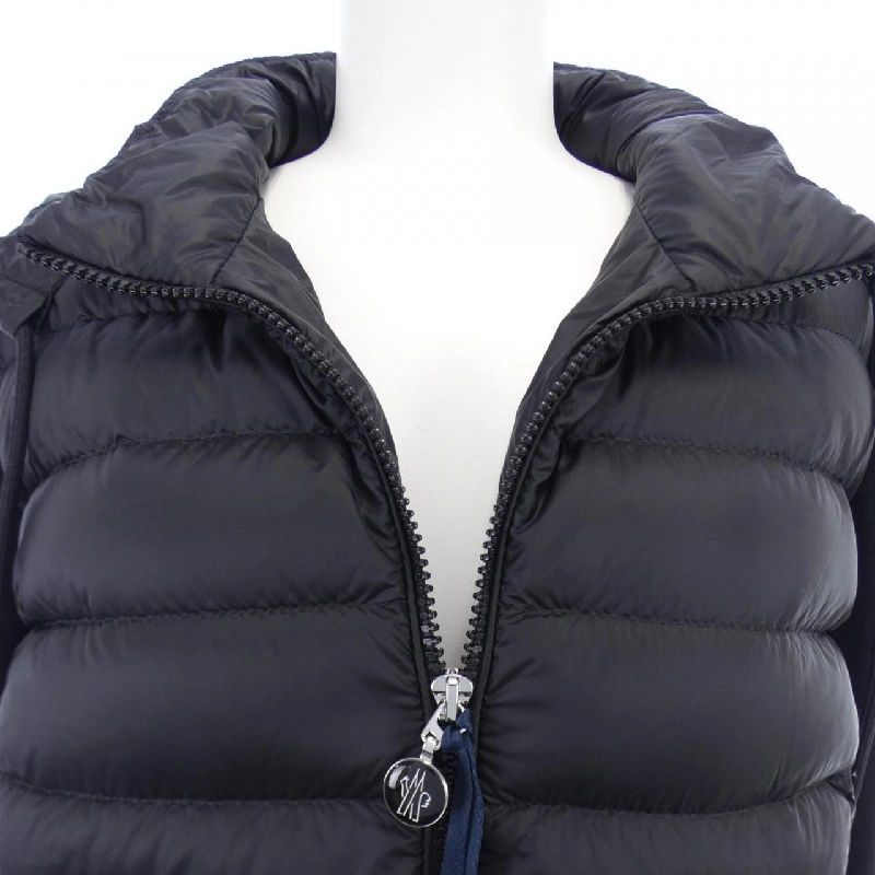Áo khoác lông vũ MONCLER 635881