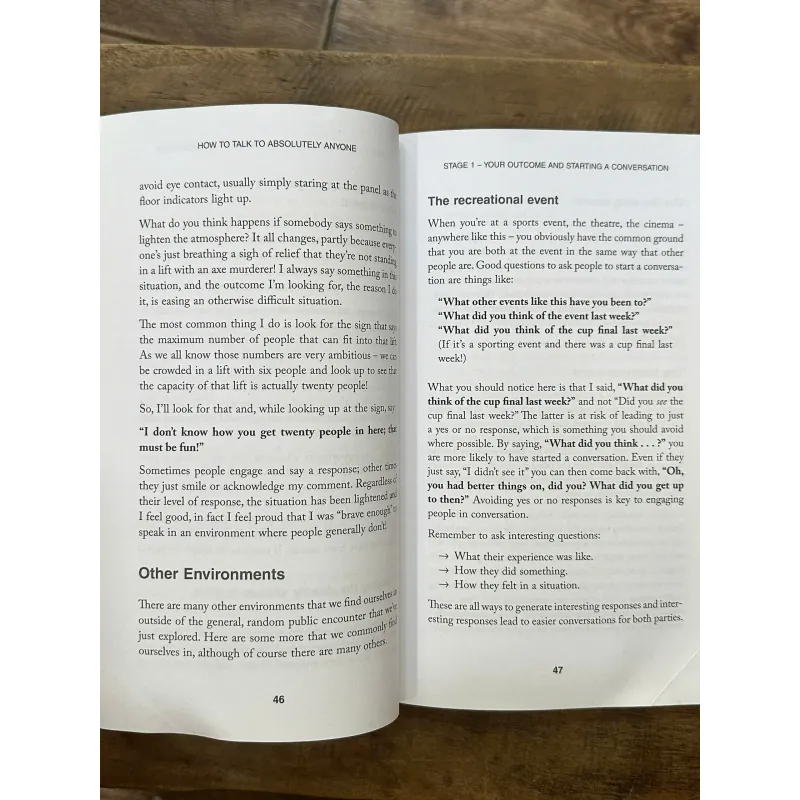 How to Talk to Absolutely Anyone: Confident communication in every situation - Mark Rhodes 734902