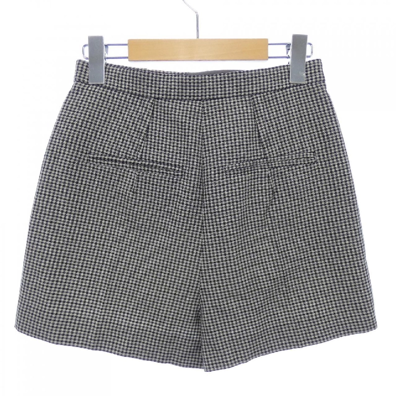 【Mã giảm giá】Quần short FENDI 655503