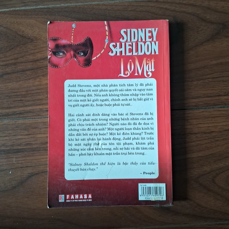 Lộ mặt - sidney sheldon 524993