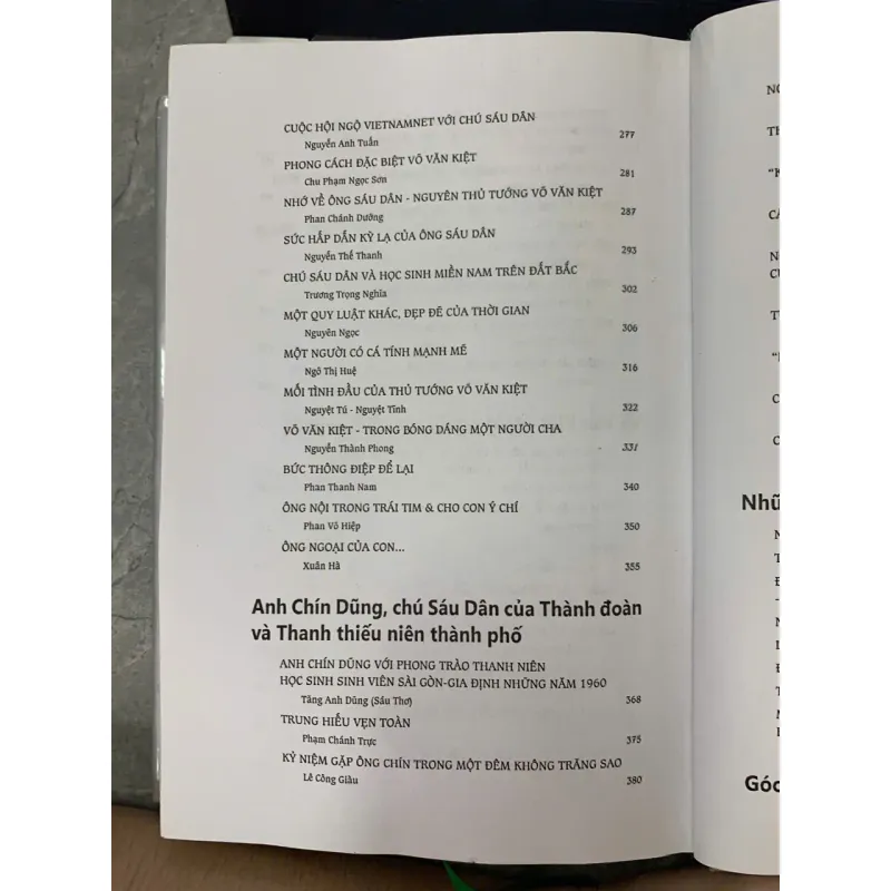 VÕ VĂN KIỆT NGƯỜI THẮP LỬA - NHIỀU TÁC GIẢ 699564