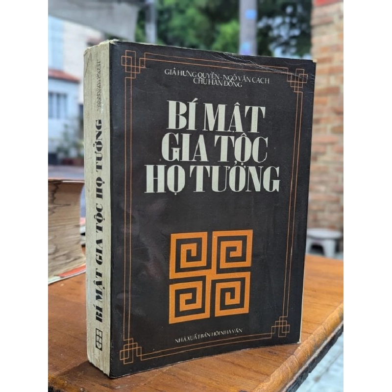 BÍ MẬT GIA TỘC HỌ TƯỞNG - GIẢ HƯNG QUYỀN & CỘNG SỰ 271022