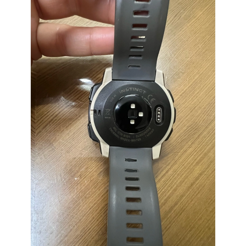 Thanh lý đồng hồ Garmin Instinct 318046