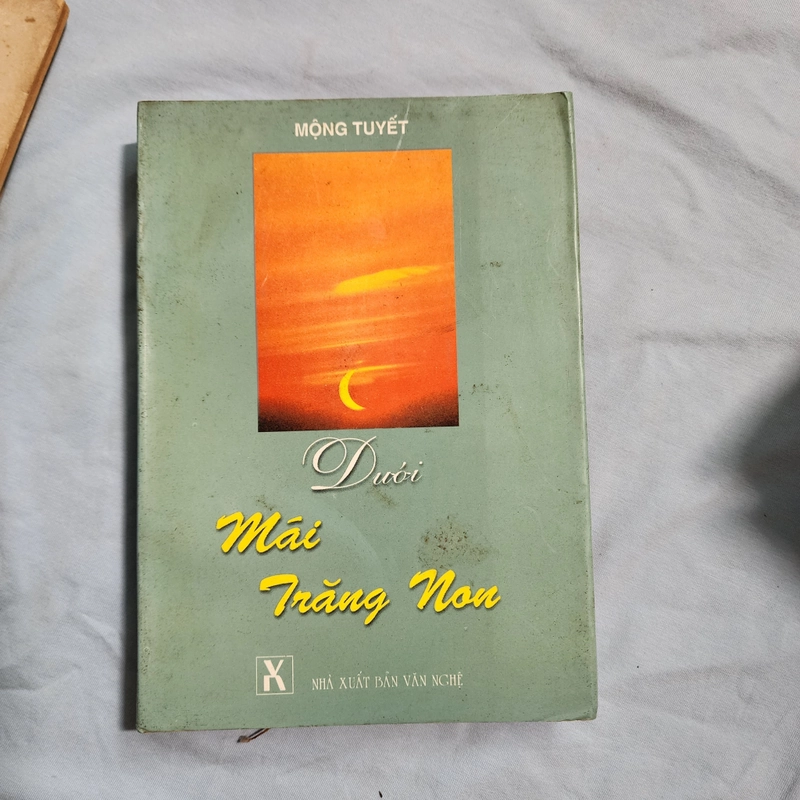 Dưới mái trăng non | Mộng Tuyết  478437