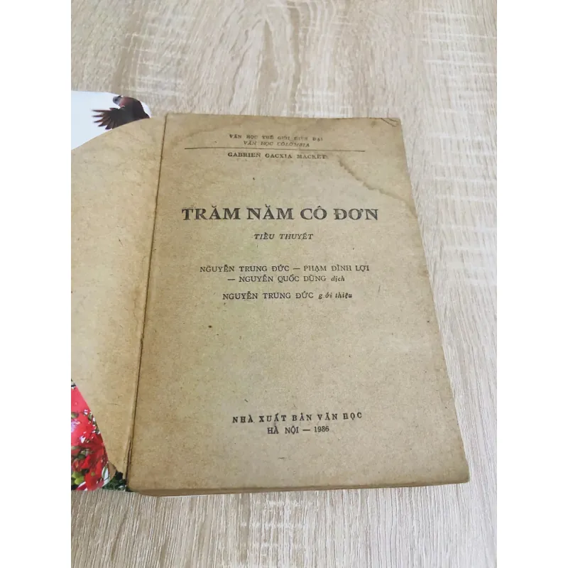 TRĂM NĂM CÔ ĐƠN  931999