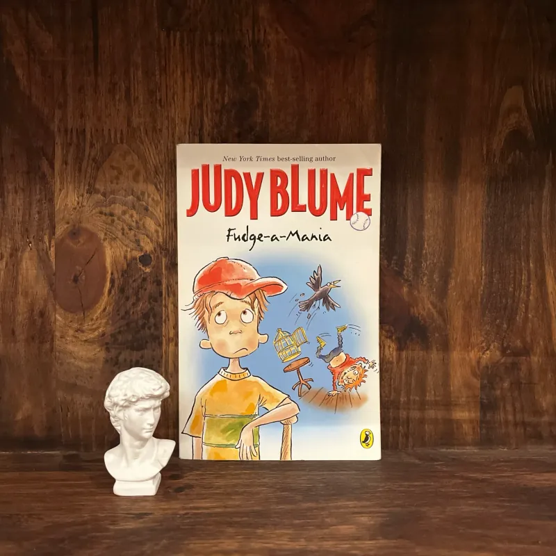 ✨𝑭𝒖𝒅𝒈𝒆-𝒂-𝑴𝒂𝒏𝒊𝒂✨ (An IRA-CBC Children’s Choice Book) 711917