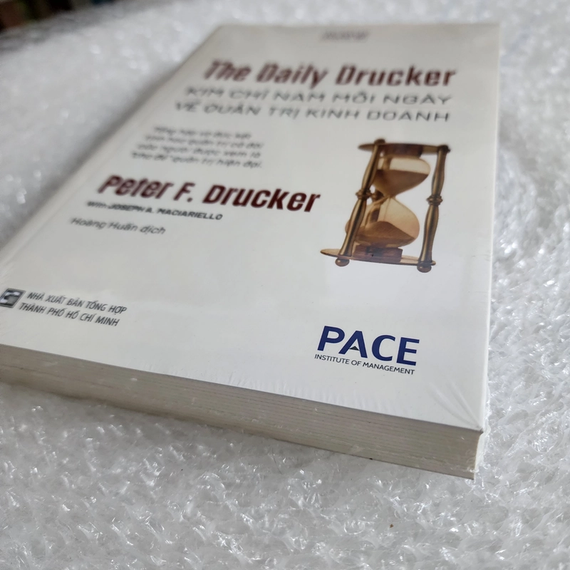 Kim chỉ nam mỗi ngày về quản trị | P. F. Drucker 446563
