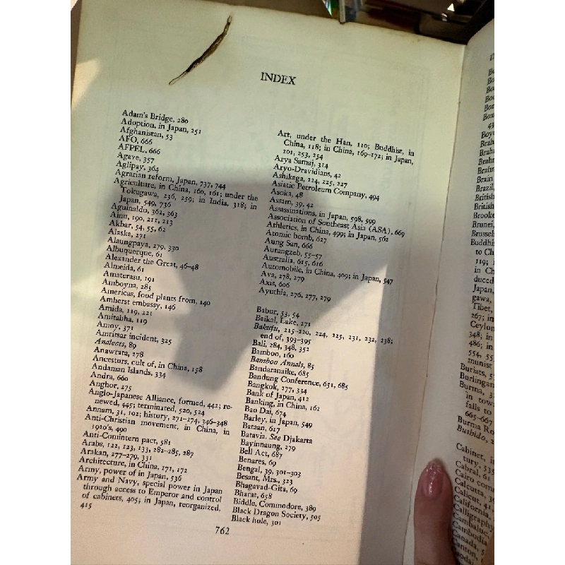 A short history of the far east - Kenneth Scott Latourette 1013305