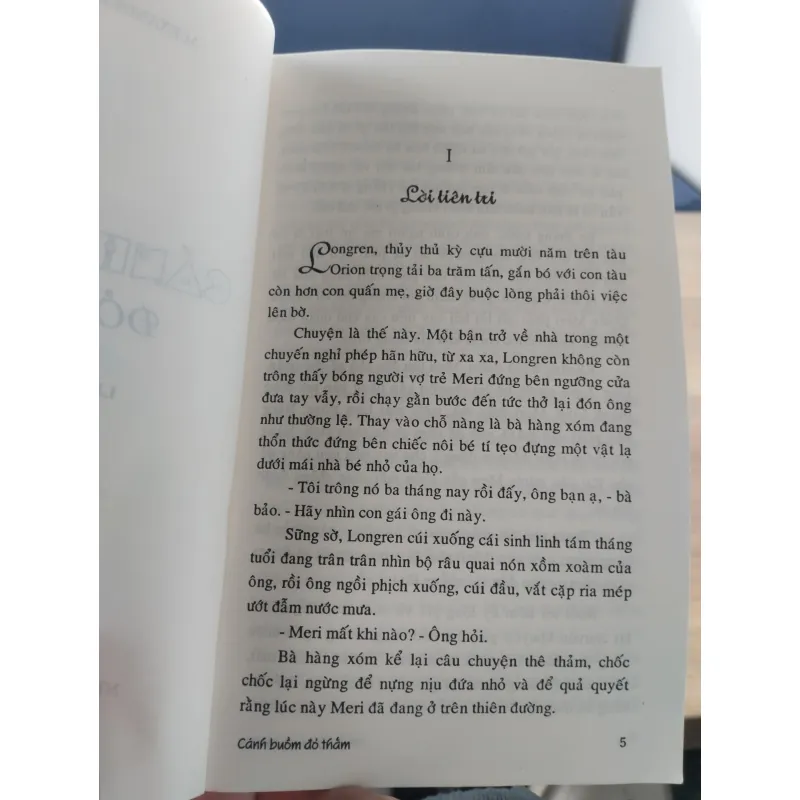 cuốn sách văn học kinh điển "Cánh buồm đỏ thắm" của tác giả Alexander Grin, 961582
