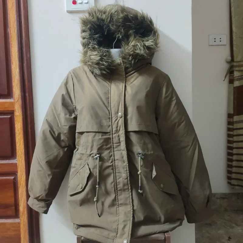 Áo khoác  parka nữ có mũ lót lông 698370