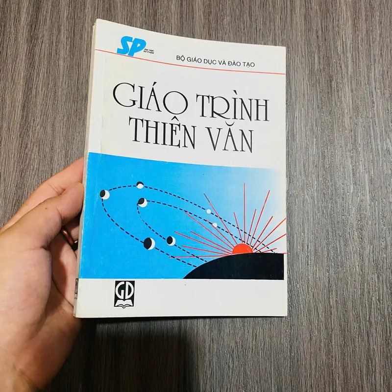 Giáo trình Thiên văn - Phạm Viết Trinh và Nguyễn Đình Noãn#HATRA 575839