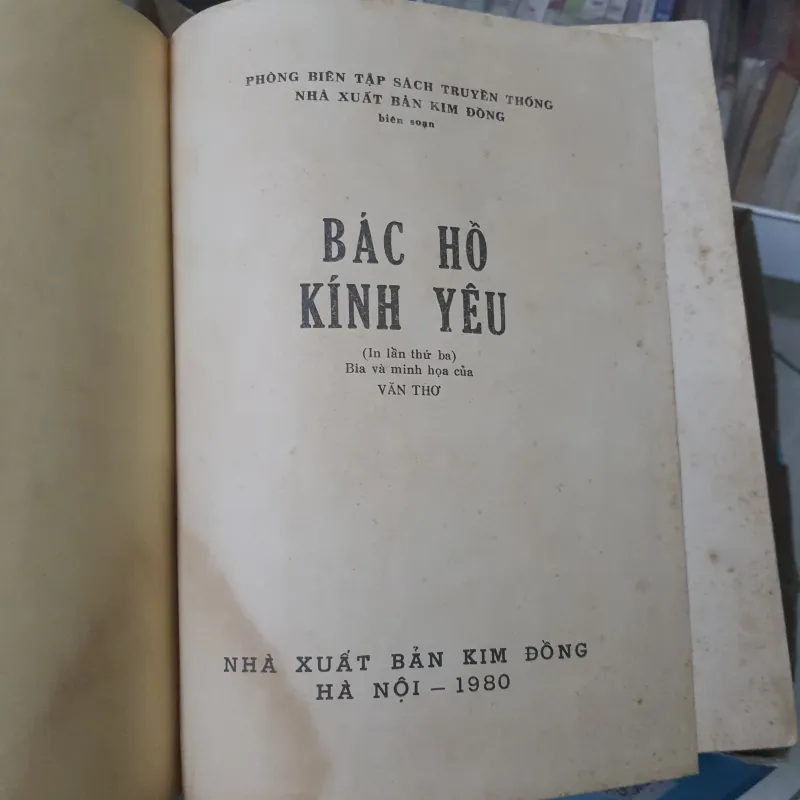 Bác Hồ kính yêu -  xb1980 960975