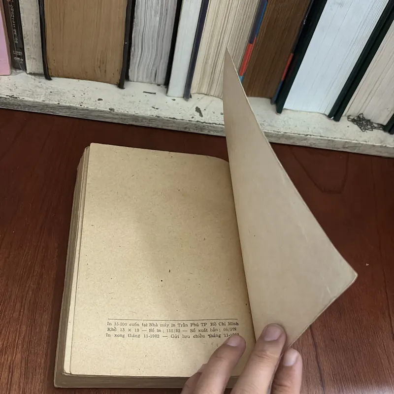 II Sách Xưa: MARI QUIRI - EVƠ QUIRI - 1982 591659