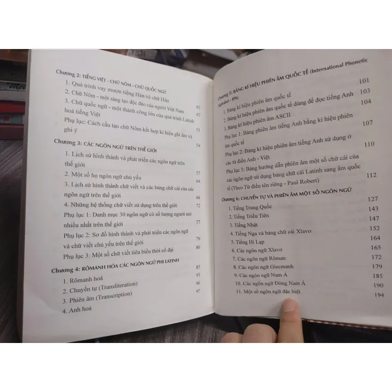 Sách: Phiên chuyển các ngôn ngữ trên thế giới (A2) - GS TS Hà Học Trạc 610039